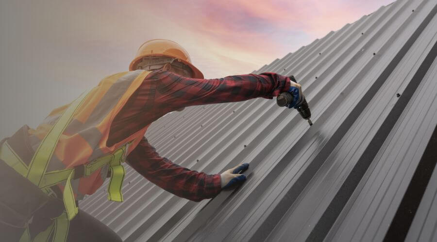 Expert tile roof repair services in Palo, IA